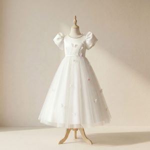 White Birthday Dresses for Girls 3D Butterfly Charming Dreamy Tulle Pearl Party Gown